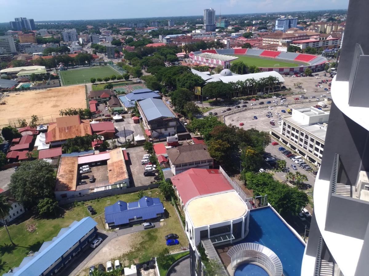 Golden Troika Kota Bharu - 2 Bedrooms Kültér fotó