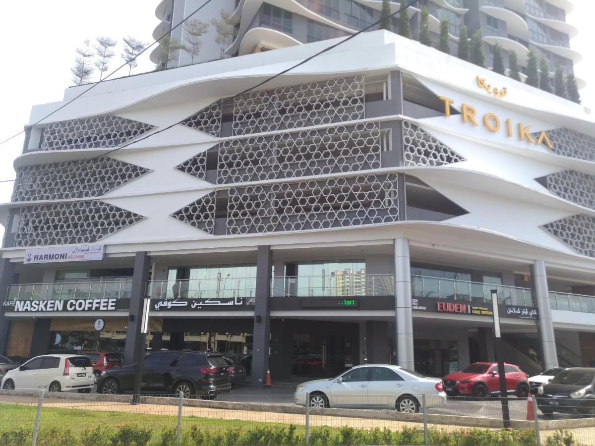 Golden Troika Kota Bharu - 2 Bedrooms Kültér fotó