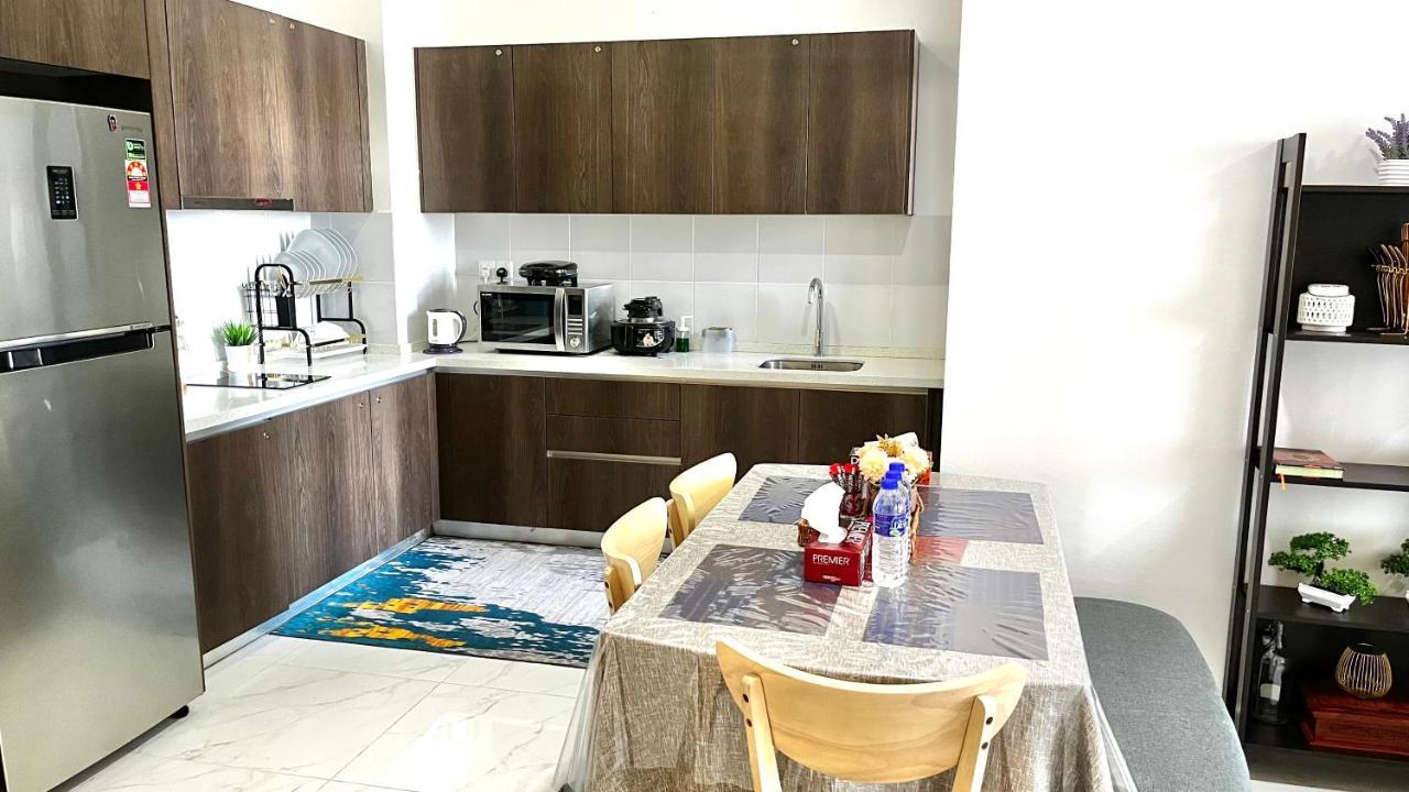Golden Troika Kota Bharu - 2 Bedrooms Kültér fotó